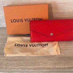 Louis Vuitton Sarah Epi Wallet